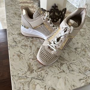 Michael kors beige and gold trainers